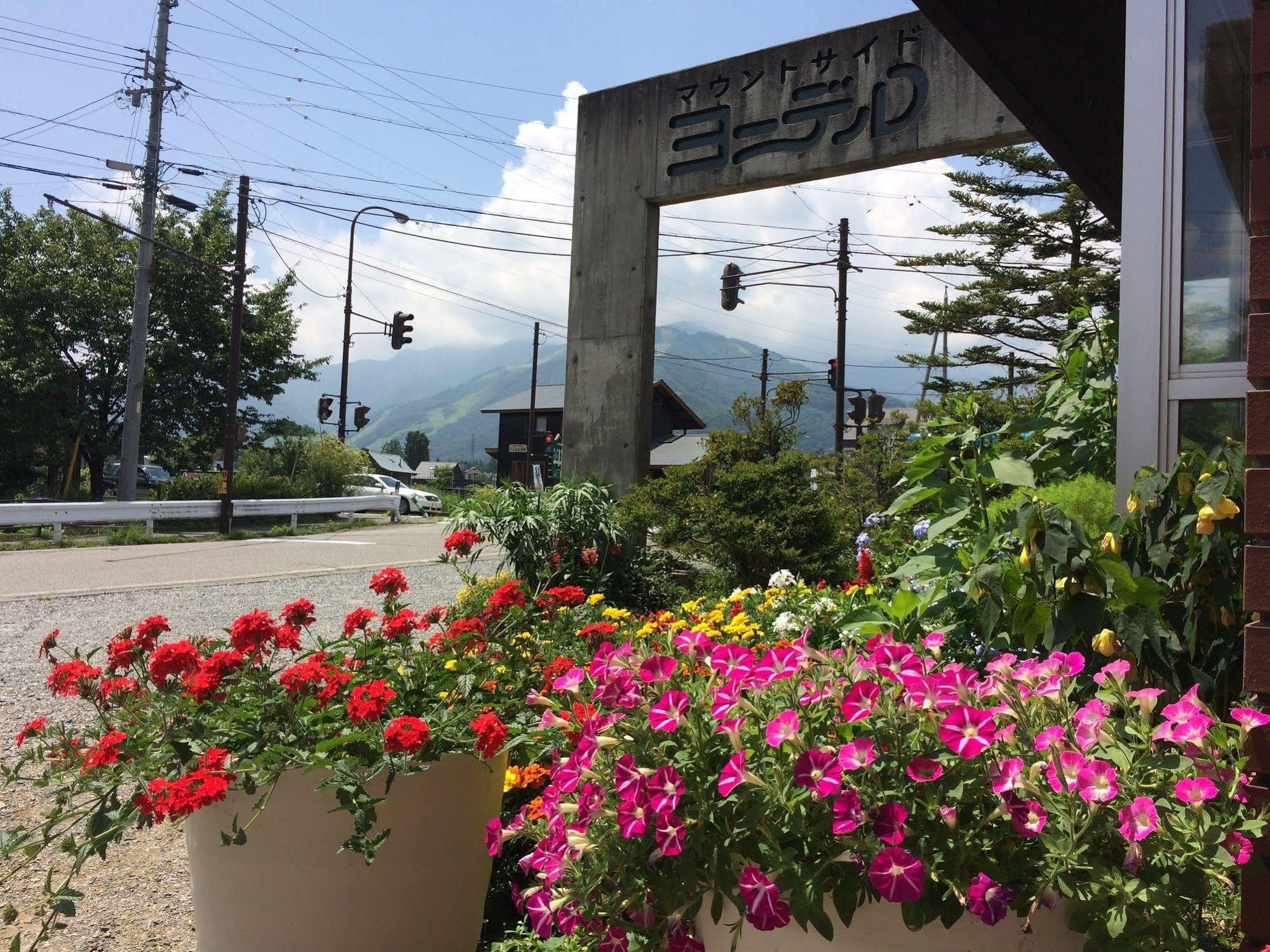 Hotel Mountside Jodel Hakuba Esterno foto
